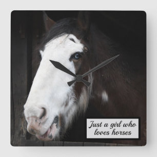 Relógio Quadrado Cavalo Marrom na Fazenda Apenas uma garota que ama