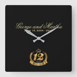 Relógio Quadrado Celebrando o 12. Personalizável.