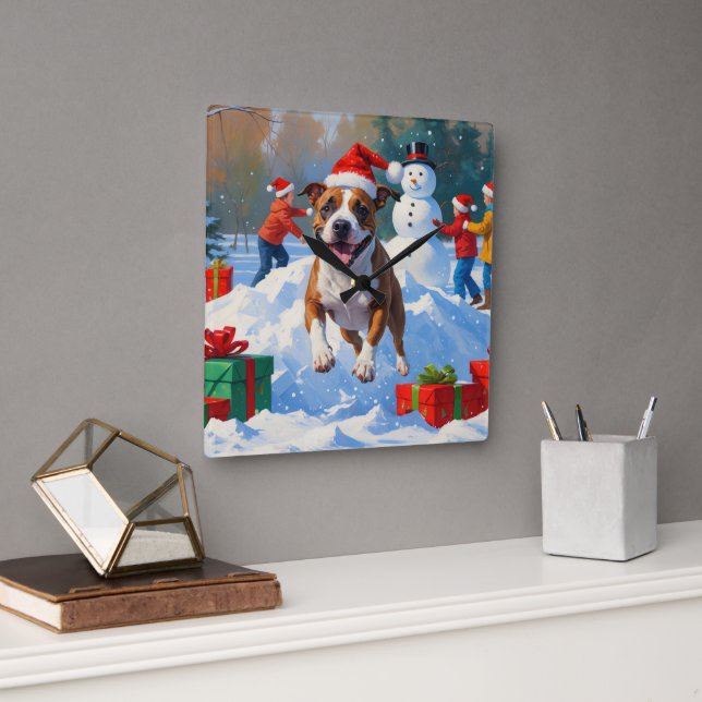 Relógio Quadrado Cena de neve festiva de Natal com Bull Terrier (Escritório)