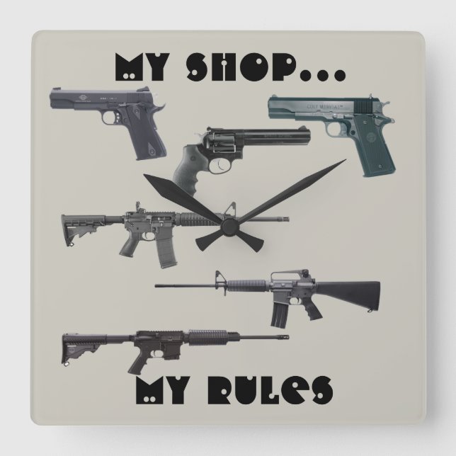 Relógio Quadrado Colagem de Armas (Frente)