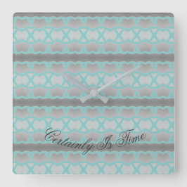 Relógio Quadrado Com Teto E Cinza