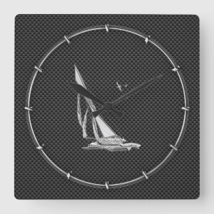 Relógio Quadrado Cromo como veleiro em fibra de carbono