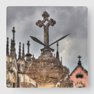 Relógio Quadrado Cruzamento de cemitério, Portugal