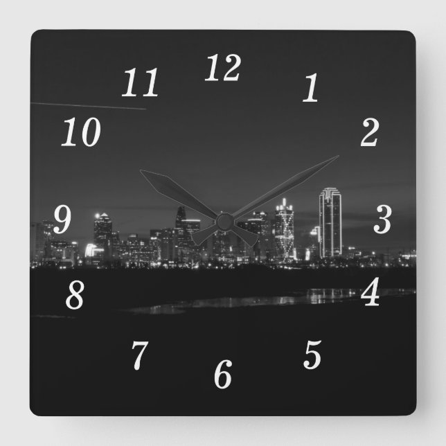 Relógio Quadrado Dallas Skyline Dawn Pano Greyscale Wall Clock (Frente)