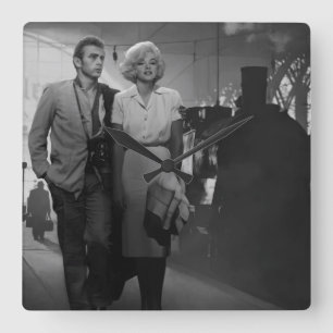 Relógio Quadrado Dizendo o adeus