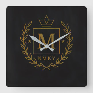 Relógio Quadrado "Emblema Real NMKY – Design de Brasão com Monogram