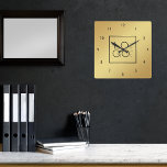 Relógio Quadrado Escritório da Empresa do Logotipo Dourado Quadrado<br><div class="desc">Decorra sua casa/escritório com este legal relógio de parede,  com logotipo e nome personalizados. Adicione facilmente o logotipo desejado clicando na opção "personalizar".</div>