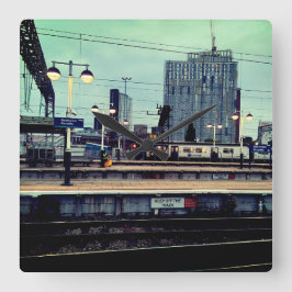 Relógio Quadrado Estação de Manchester, com vista