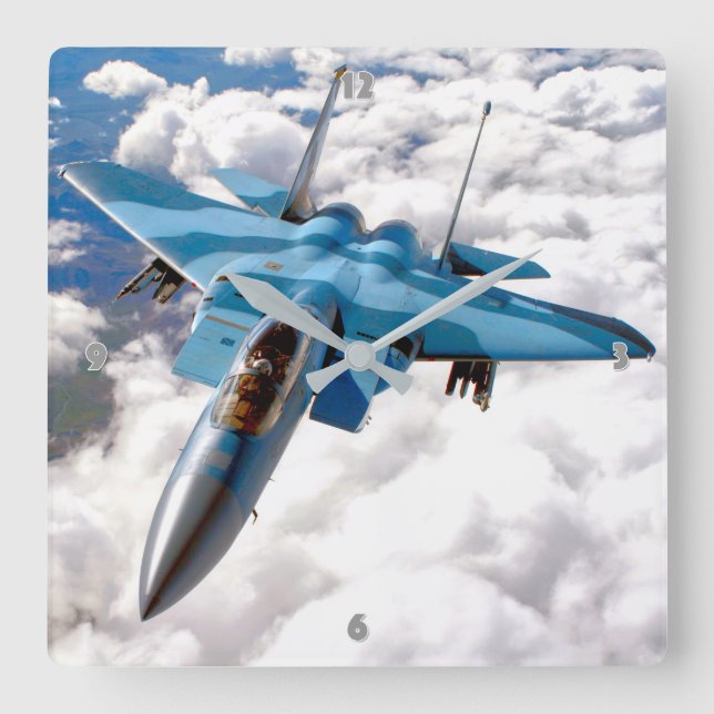 RELÓGIO QUADRADO F-15D ÁGUA (Frente)