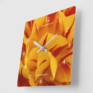 Relógio Quadrado Floral Monsella Dourada Vermelha Elegante