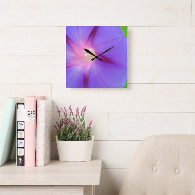 Relógio Quadrado Floral Roxo  (Sala de leitura)