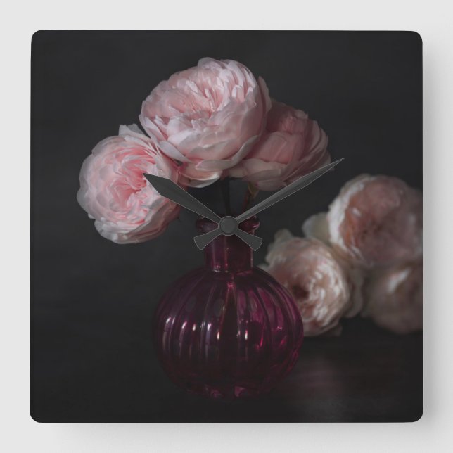 Relógio Quadrado Flores | Peões cor-de-rosa pálidos em Vase (Frente)