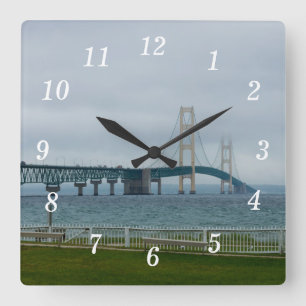 Relógio Quadrado Foggy Mighty Mac Wall Clock