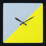 Relógio Quadrado Fundo de Cor Sólida Amarelo e Azul-Beau<br><div class="desc">Fundo de Cor Sólida Azul Amarelo e Beau. Design está disponível em outros produtos.</div>