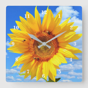 Relógio Quadrado Girassol Amarelo e Abelhas no Céu Azul - Dia do V