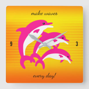 Relógio Quadrado Golfinhos Rosa Dançando no Sol Tropical