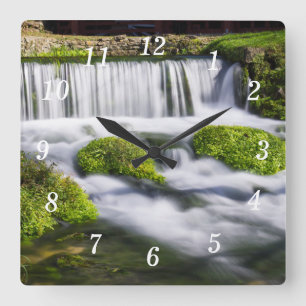 Relógio Quadrado Hodgson Primavera Falls Wall Clock