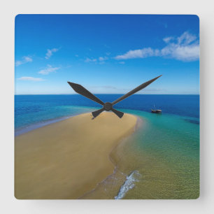 Relógio Quadrado Ilha do Ibo do bar e do Dhow   de areia,