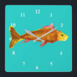 Relógio Quadrado Ilustração bonito do pop art do peixe dourado do<br><div class="desc">De uma ilustração original da arte por Zoe Tuong do peixe dourado bonito do animal de estimação do cometa na natação alaranjada e amarela em um tanque ou em uma lagoa. Tema do animal aquático para amantes do passatempo dos amantes e dos peixes e do aquário do peixe dourado do...</div>