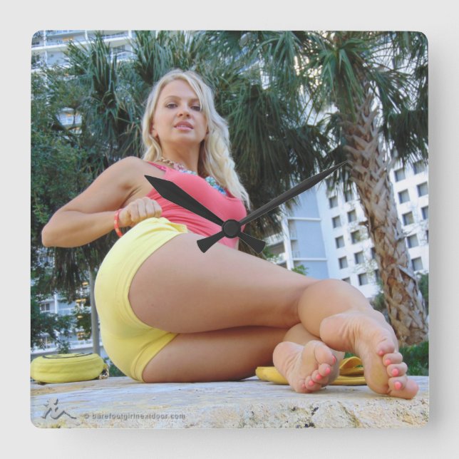 Relógio Quadrado Iryna (Frente)