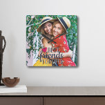 Relógio Quadrado Melhores amigos para a fotografia BFF moderna<br><div class="desc">Relógio moderno de fotos do BFF com uma trendy Best Friends Forever overlay em caracteres modernos de cinza escura decorados com um coração cor-de-rosa bonito. 
Facilmente personalizável adicionando sua foto favorita</div>