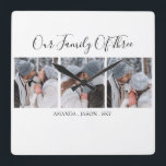 Relógio Quadrado Moderna Nossa Família De Três| Foto<br><div class="desc">Este relógio na moda moderno de 3 fotos é o presente perfeito para amigos e família. O travesseiro apresenta o texto 'NOSSA FAMÍLIA DE TRÊS E OS NOMES DOS MEMBROS DA FAMÍLIA', mais 3 de suas fotos de família favoritas. O texto é facilmente editado e os estilos de fonte, tamanhos...</div>