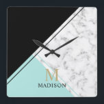 Relógio Quadrado Monograma de tartaruga negra moderna e elegante<br><div class="desc">Monograma do nome do mármore preto da turquesa preto moderno</div>