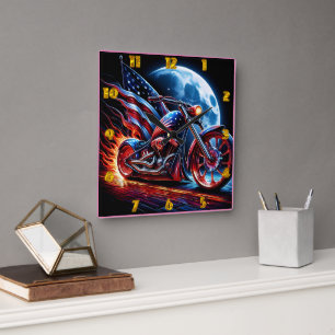 Relógio Quadrado Motociclo com bandeira americana contra lua de che