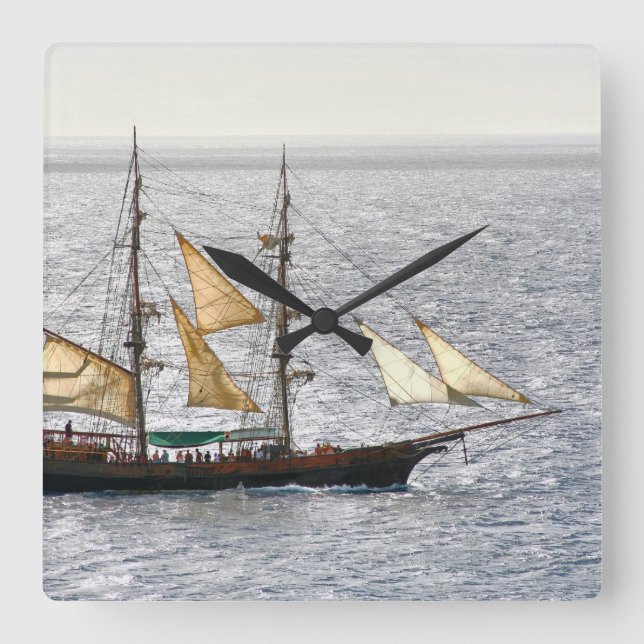 Relógio Quadrado Navio pirata (Frente)