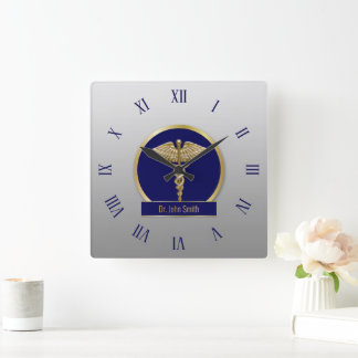 Relógio Quadrado Nome Azul do Caduceus Profissional Dourado