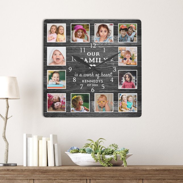 Relógio Quadrado Nome da Família de Madeira Negra Citação Farmhouse (Black Wood Family Name Quote Farmhouse 12 Photo Square Wall Clock)