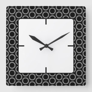 Relógio Quadrado Padrão de Mandala de Pétala Preto e Branco Elegant