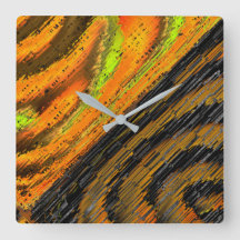 Pequeno mosaico amarelado e deformado