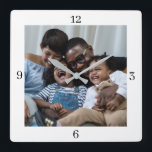 Relógio Quadrado Personalizar Adicionar a Foto<br><div class="desc">Substitua esta foto de exemplo por uma foto da sua família,  ou qualquer tipo de foto que você preferir e valorizar como um guardião. Adicione fotos da família,  avós,  animais de estimação e muito mais.</div>