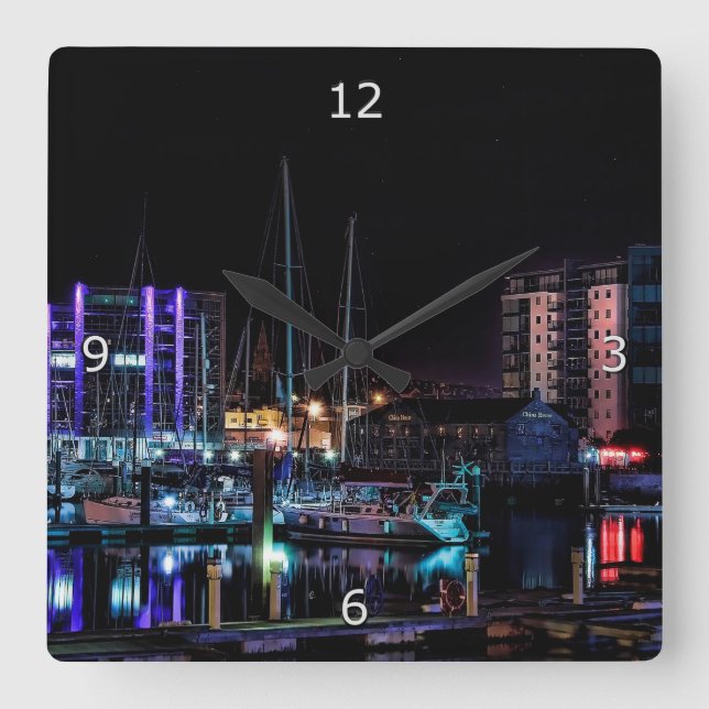 Relógio Quadrado Plymouth Barbican by Night (Frente)