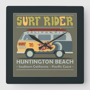 Relógio Quadrado Poster de Huntington Beach do cavaleiro do surf