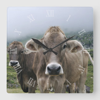 Relógio Quadrado Pulso de disparo alpino das vacas com números