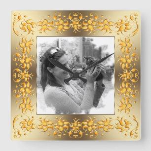 Relógio Quadrado quadro dourado floral retro. sua foto
