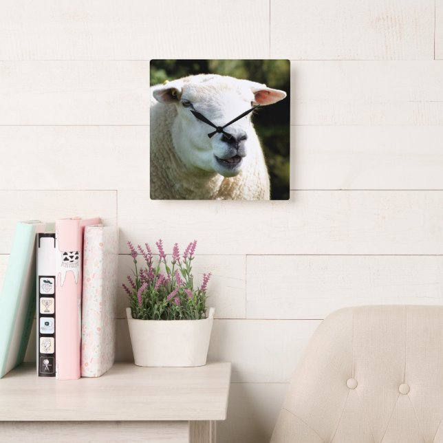 RELÓGIO QUADRADO RAM (Sala de leitura)