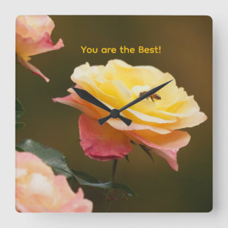 Relógio Quadrado Saco Rose e Abelha