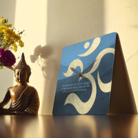 Símbolo Azul e Dourado OM do Instrutor de Meditaçã