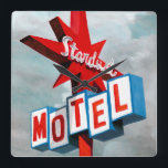 Relógio Quadrado Sinal do Motel Stardust<br><div class="desc">Stardust Motel - Sinal Artista: Naomi McCavitt</div>