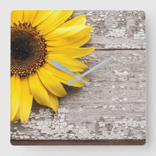 Relógio Quadrado Sunflower on a Wooden Table