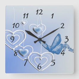 Relógio Quadrado Uma borboleta e corações