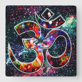 Relógio Quadrado Universal OM Karma
