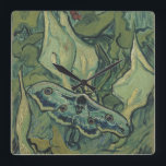 Relógio Quadrado Vincent van Gogh - Excelente Peacock Moth<br><div class="desc">O excelente Peacock Moth (1889), de Vincent van Gogh, é uma pintura típica de arte fina e apos impressionismo de vida. Um inseto, o Imperador Mama, em um jardim de primavera com flores de Calla Lily e outras plantas. Van Gogh chamou-lhe "traça da cabeça da morte" e pintou um crânio...</div>