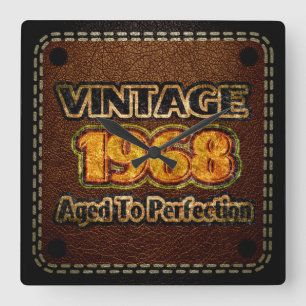 Relógio Quadrado Vintage 1968 - Envelhecido à perfeição