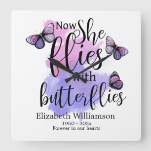 Relógio Quadrado Watercolor Ela Voa Com Borboletas Memória