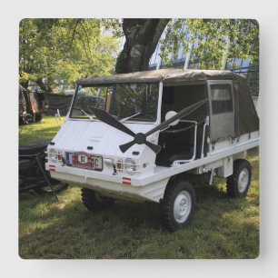 Relógio Quadrado White Puch Haflinger