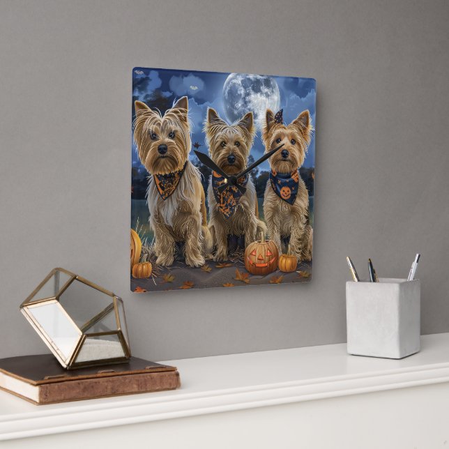 Relógio Quadrado Yorkipoo Halloween Assustador (Escritório)